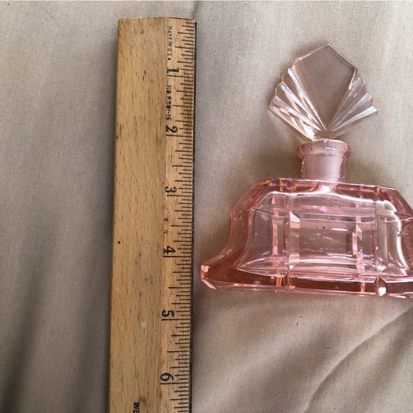 Vintage Pink Glass Perfume Bottle - Picture 4 of 6